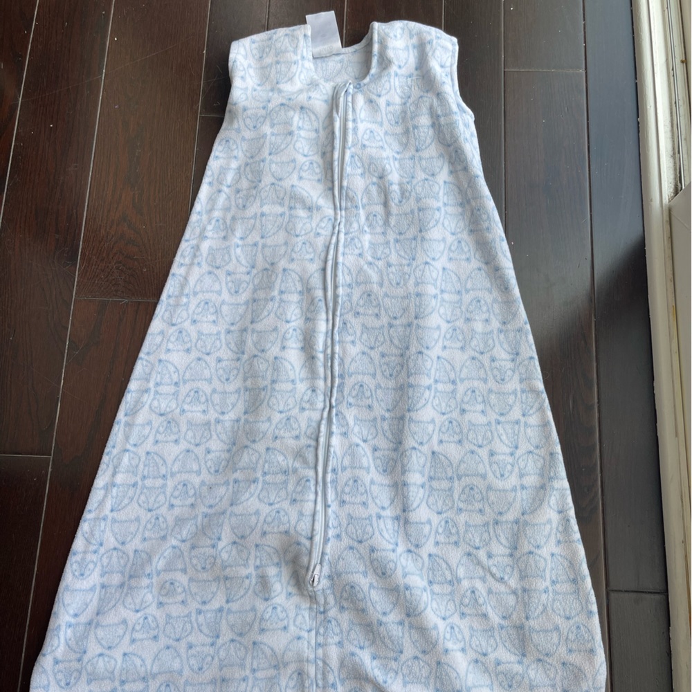 Fleece halo sleep sack. Multiple available size XL and L.